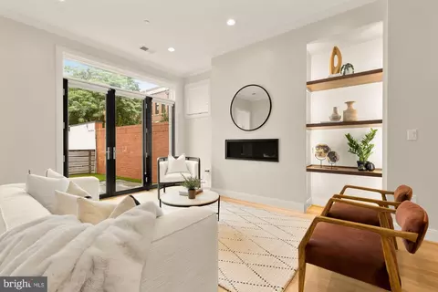 1311 D St SE, Washington, DC 20003 photo 18