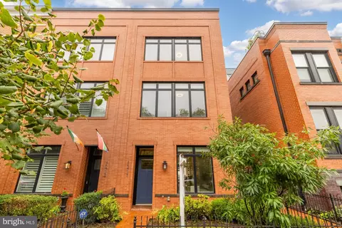 1311 D St SE, Washington, DC 20003 photo 2