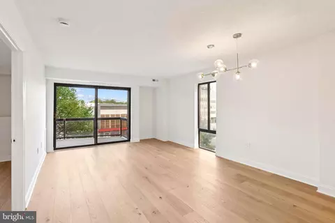 2320 Wisconsin Ave NW #306, Washington, DC 20007