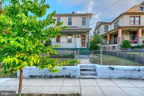 4839 Jay St NE, Washington, DC 20019
