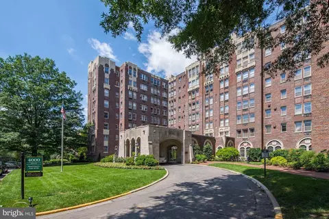 4000 Cathedral Ave NW #144/145-B, Washington, DC 20016