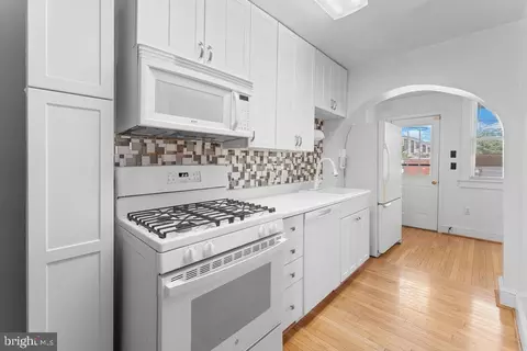 120 18th St SE, Washington, DC 20003 photo 15