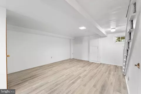 120 18th St SE, Washington, DC 20003 photo 29