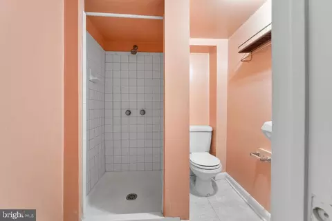 120 18th St SE, Washington, DC 20003 photo 30