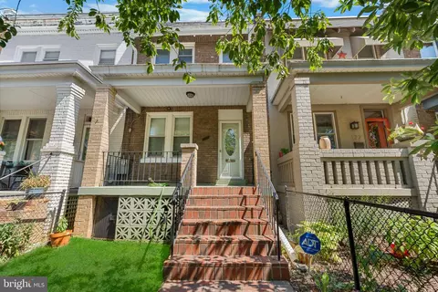 120 18th St SE, Washington, DC 20003