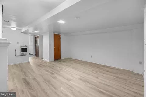 120 18th St SE, Washington, DC 20003 photo 27