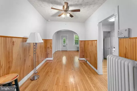 120 18th St SE, Washington, DC 20003 photo 9