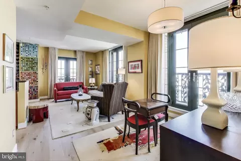 910 M St NW #1022, Washington, DC 20001