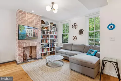 1617 8th St NW, Washington, DC 20001