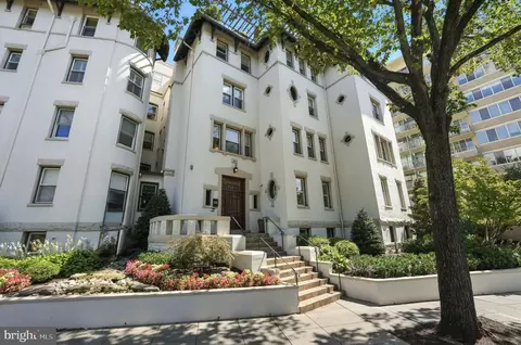1882 Columbia Rd NW #101, Washington, DC 20009