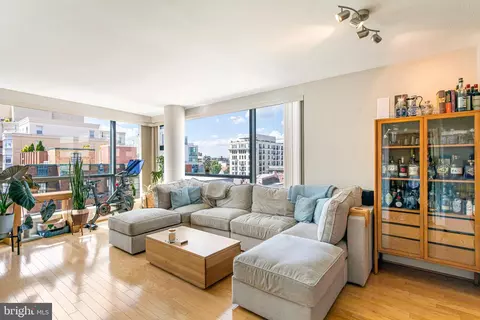 1117 10th St NW #804, Washington, DC 20001