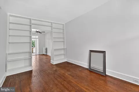 438 16th St SE, Washington, DC 20003 photo 3