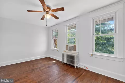 438 16th St SE, Washington, DC 20003 photo 11