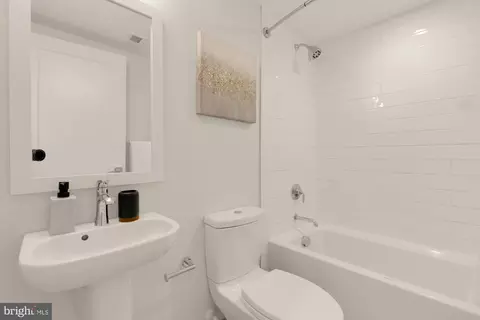 Bath - 412 13th St SE, Washington, DC 20003 photo 5 of 5