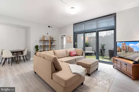 2120 Vermont Ave NW #17, Washington, DC 20001