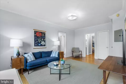 3028 Wisconsin Ave NW #402, Washington, DC 20016