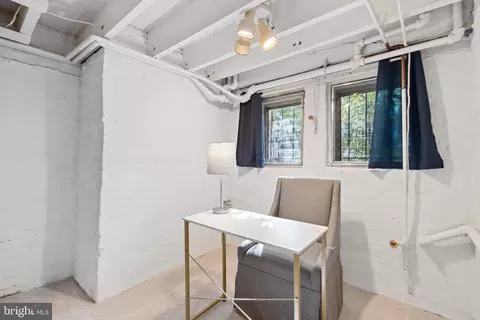 207 10th St NE, Washington, DC 20002 photo 38