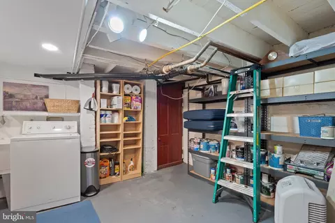 207 10th St NE, Washington, DC 20002 photo 39