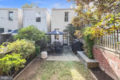 207 10th St NE, Washington, DC 20002 photo 21