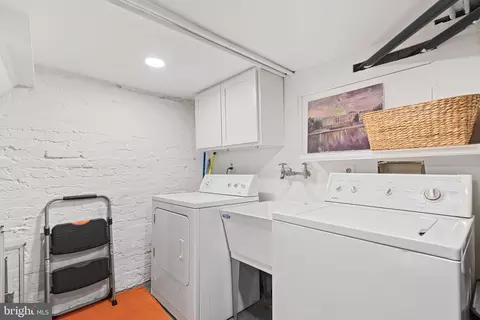 207 10th St NE, Washington, DC 20002 photo 40