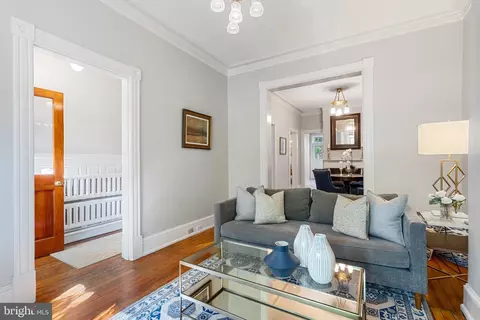 207 10th St NE, Washington, DC 20002 photo 10