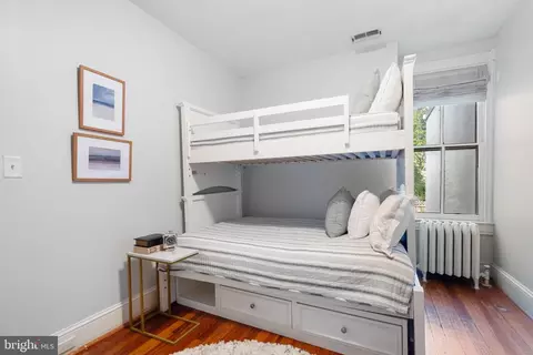 207 10th St NE, Washington, DC 20002 photo 28