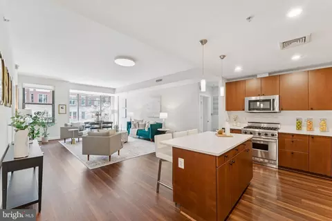 2425 L St NW #205, Washington, DC 20037