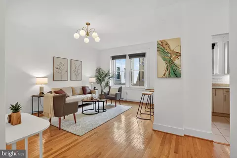 2010 Kalorama Rd NW #506, Washington, DC 20009