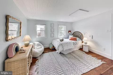 120 6th St SE, Washington, DC 20003 photo 10