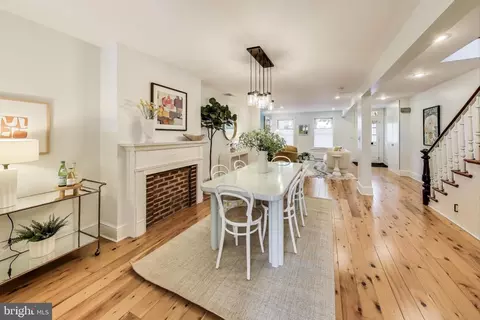 120 6th St SE, Washington, DC 20003 photo 5
