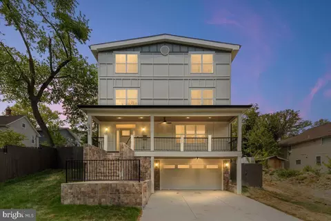 2902 Vista St NE, Washington, DC 20018