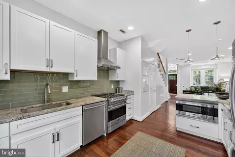 Kitchen - 407 Kentucky Ave SE, Washington, DC 20003 photo 5 of 7