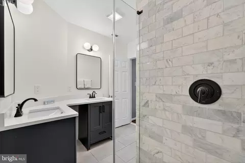 Bath - 407 Kentucky Ave SE, Washington, DC 20003 photo 1 of 3