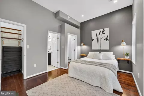 Bedroom - 407 Kentucky Ave SE, Washington, DC 20003 photo 2 of 6