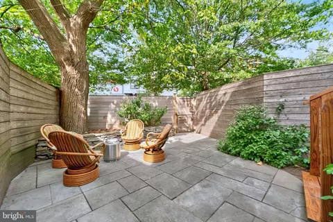 Exterior - 407 Kentucky Ave SE, Washington, DC 20003 photo 11 of 14