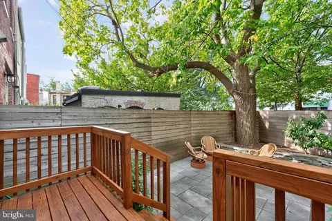 Exterior - 407 Kentucky Ave SE, Washington, DC 20003 photo 6 of 14