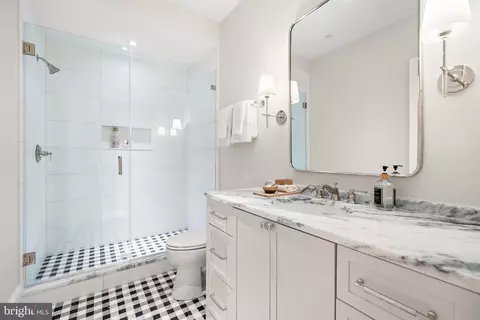 Bath - 1524 33rd St NW, Washington, DC 20007 photo 5 of 6