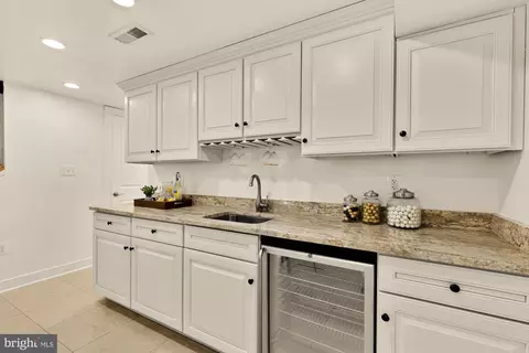 906 A St SE, Washington, DC 20003 photo 54
