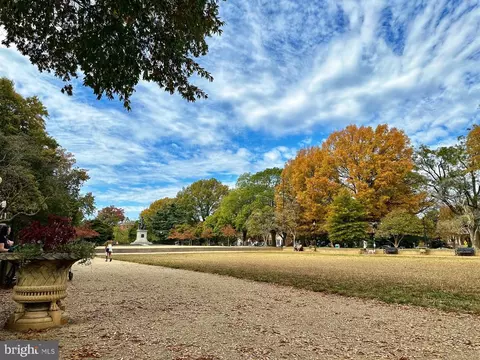 906 A St SE, Washington, DC 20003 photo 65