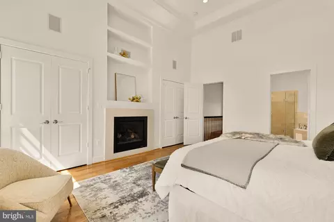 906 A St SE, Washington, DC 20003 photo 38