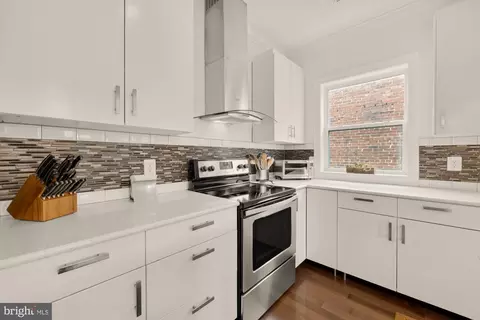 233 S Street St NE #4, Washington, DC 20002 photo 16