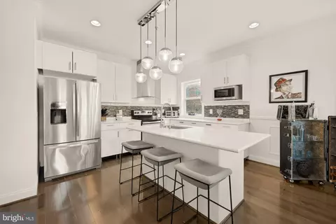 233 S Street St NE #4, Washington, DC 20002 photo 13