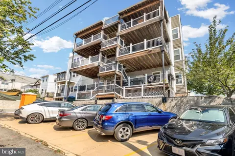 233 S Street St NE #4, Washington, DC 20002 photo 34