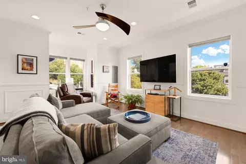 233 S Street St NE #4, Washington, DC 20002 photo 8