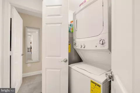233 S Street St NE #4, Washington, DC 20002 photo 23