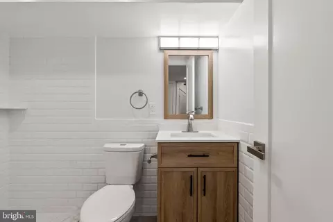 Bath - 1841 E Street St NE, Washington, DC 20002 photo 6 of 7