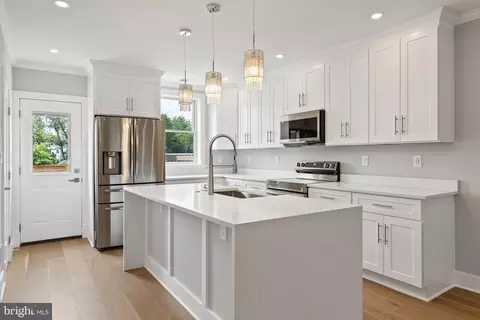 1841 E Street St NE, Washington, DC 20002