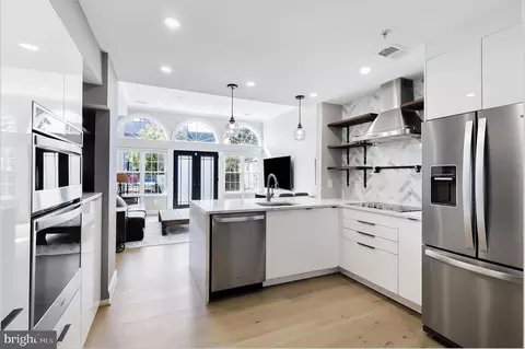 435 Rhode Island Ave NW, Washington, DC 20001