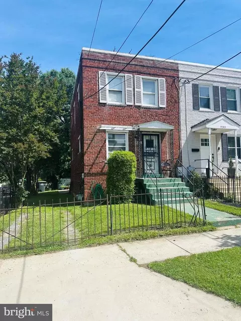 1130 46th Pl SE, Washington, DC 20019