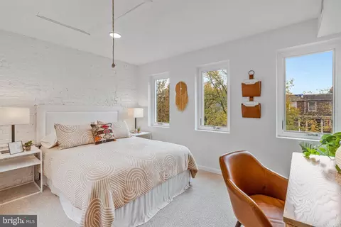 323 17th St SE, Washington, DC 20003 photo 12